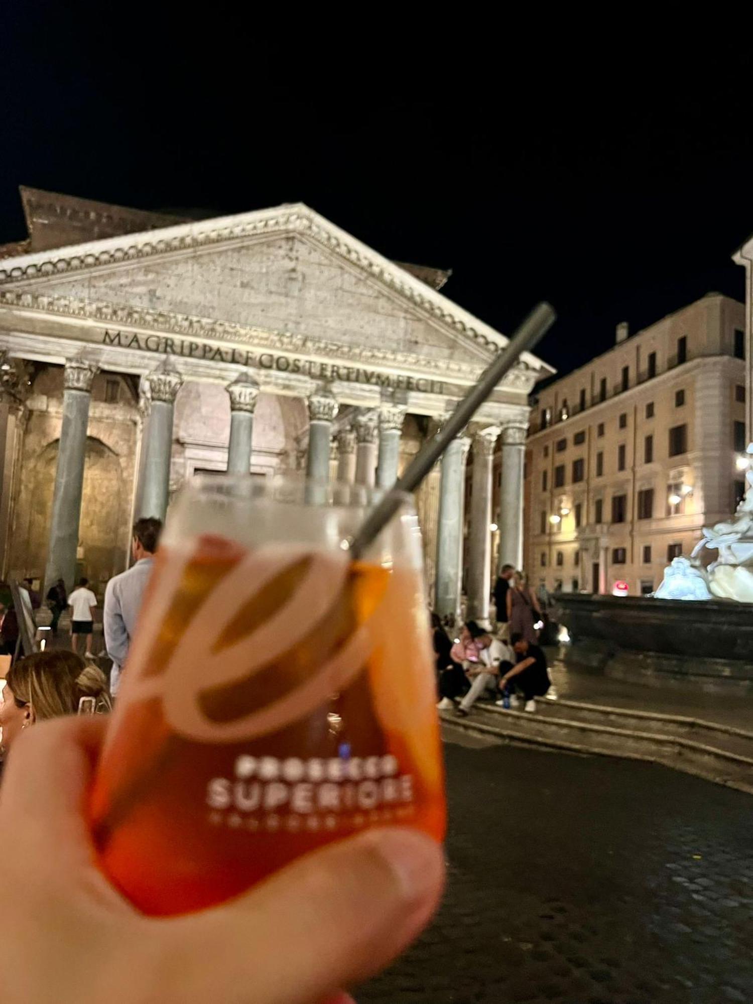 Pantheon Luxury Historic Center