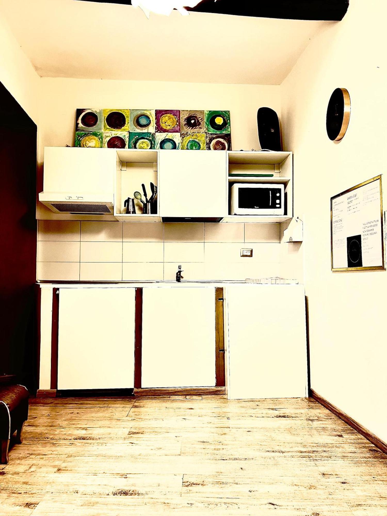 Apartment Pantheon Luxury Historic Center Rom